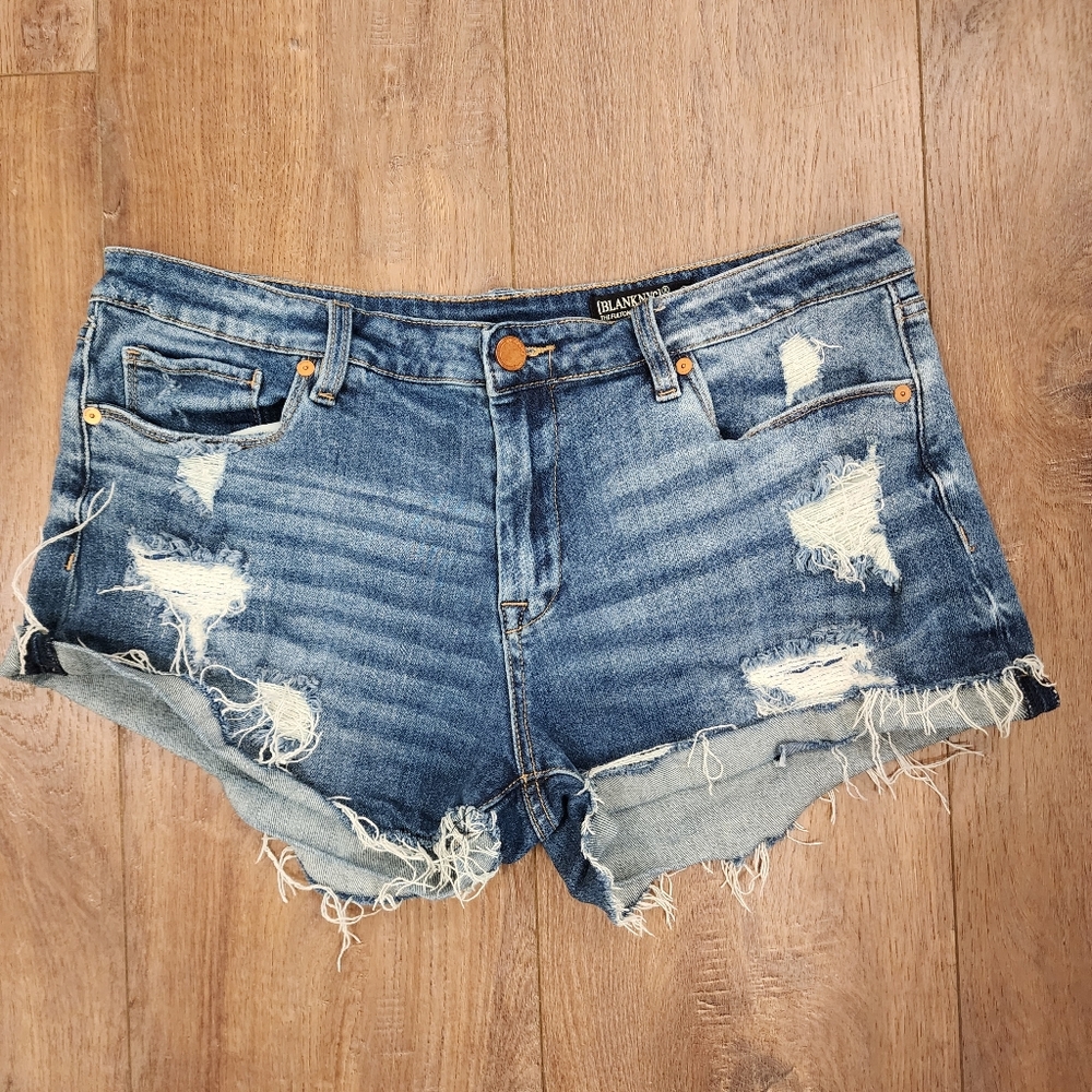 BlankNYC The Fulton Roll Us Short Denim Shorts Distressed Raw Hem Casual size 31